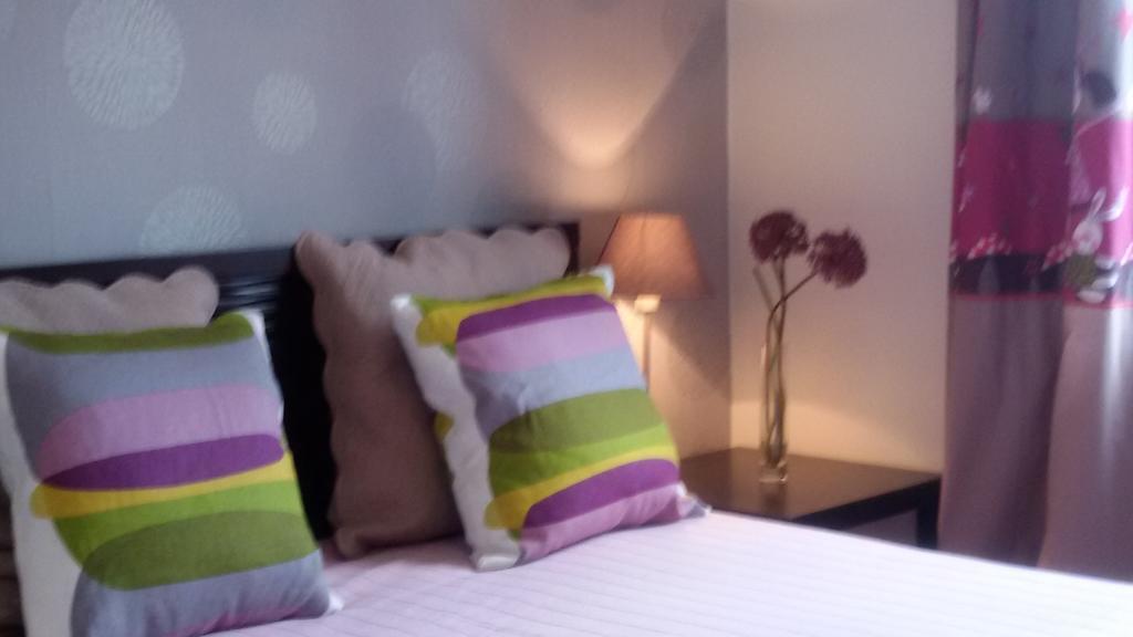 Appartement Proche Hippodrome Caen Zimmer foto