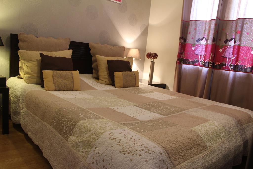 Appartement Proche Hippodrome Caen Zimmer foto